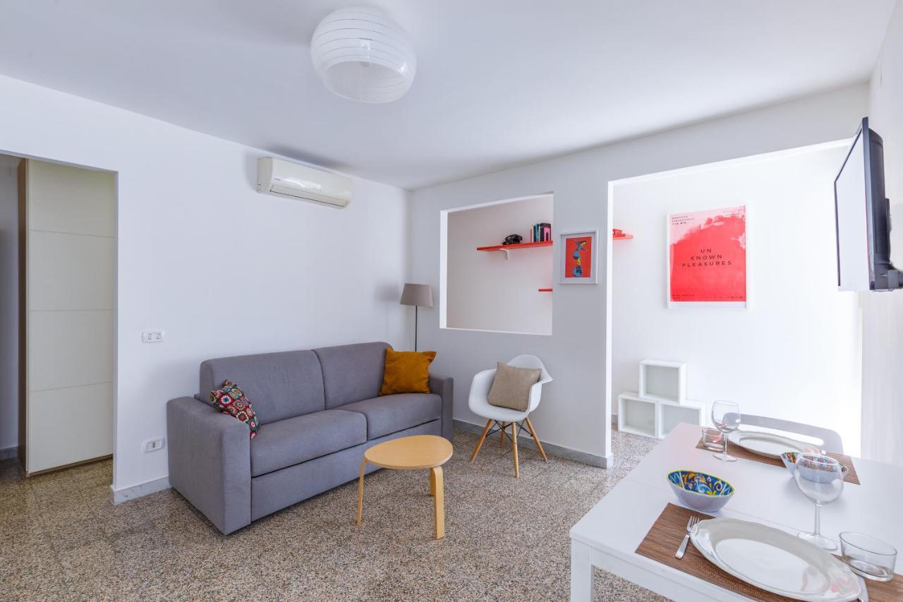 Apartment Romantic Place With Pines, Cats, Stunning View And Parking *