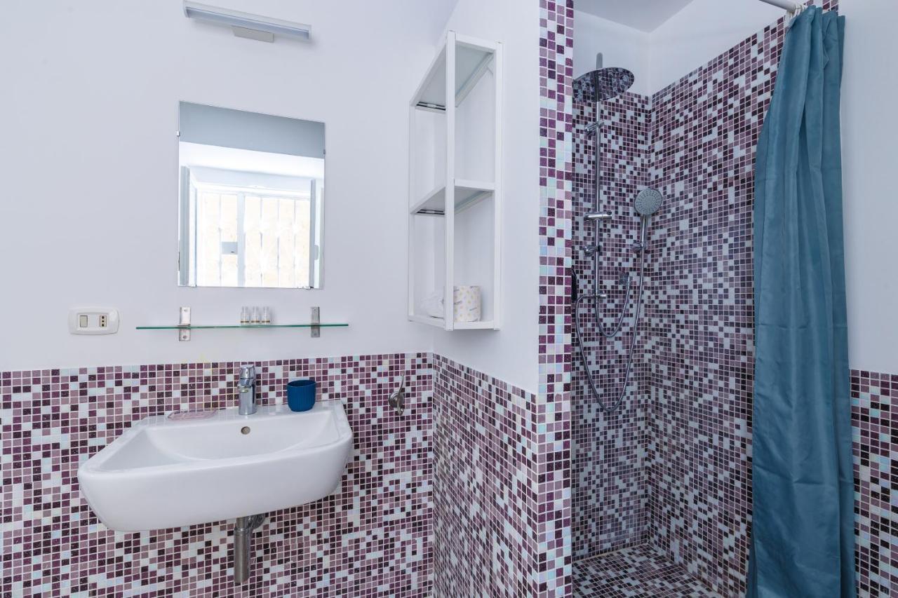 Appartement Romantic Place With Pines, Cats, Stunning View And Parking *